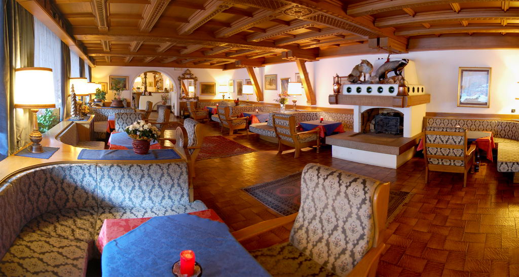 Hotel Dolomiti - Vigo di Fassa > Ambiente > Bar - Soggiorno Hotel Dolomiti - Vigo di Fassa > Ambiente > Bar - Soggiorno